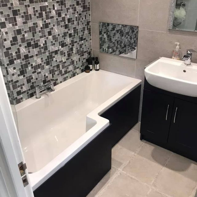 Shaped Bath - Dark Grey and White
