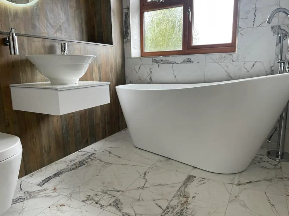 Summerhill Bathrooms - Sink and Bath Set
